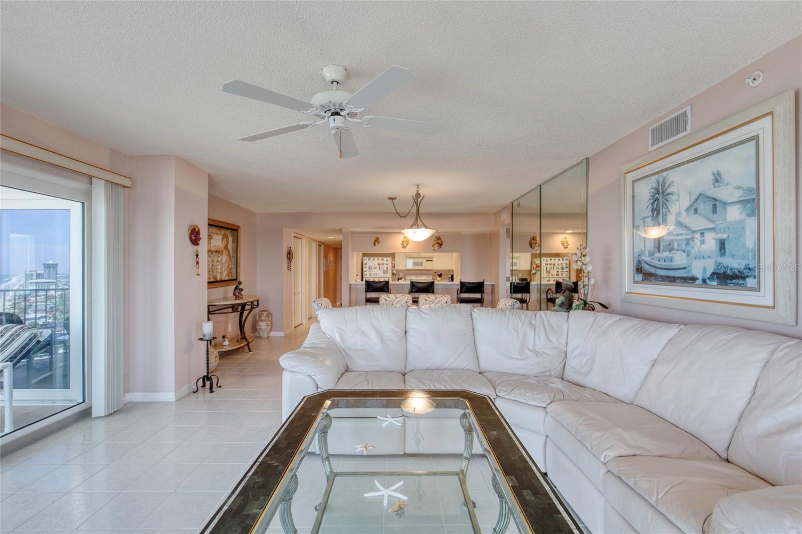 Image 21 of 81 For 2937 Atlantic Avenue 2001