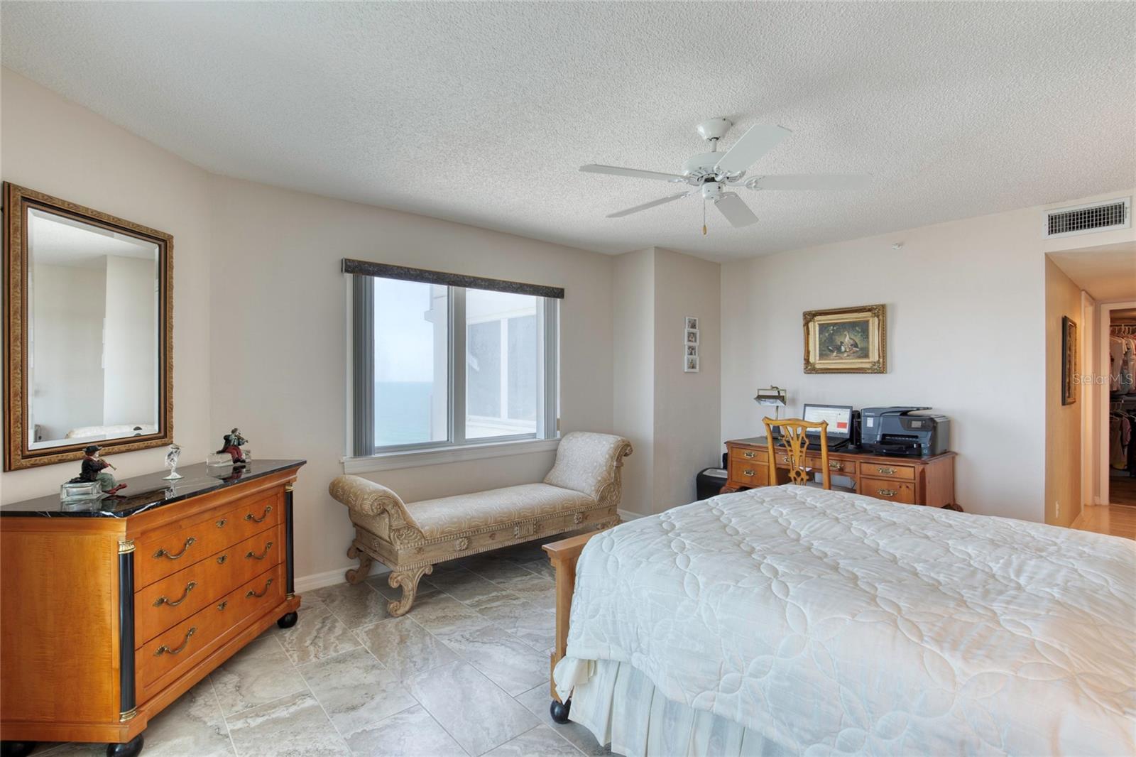 Image 24 of 81 For 2937 Atlantic Avenue 2001