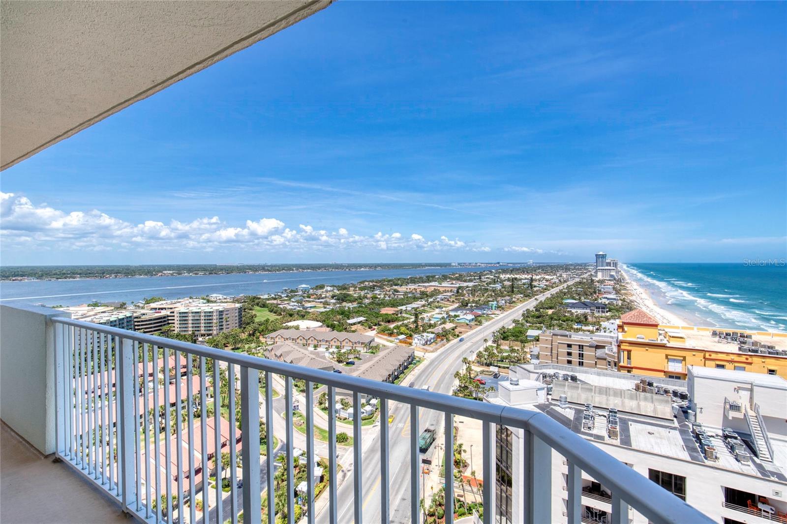 Image 42 of 81 For 2937 Atlantic Avenue 2001