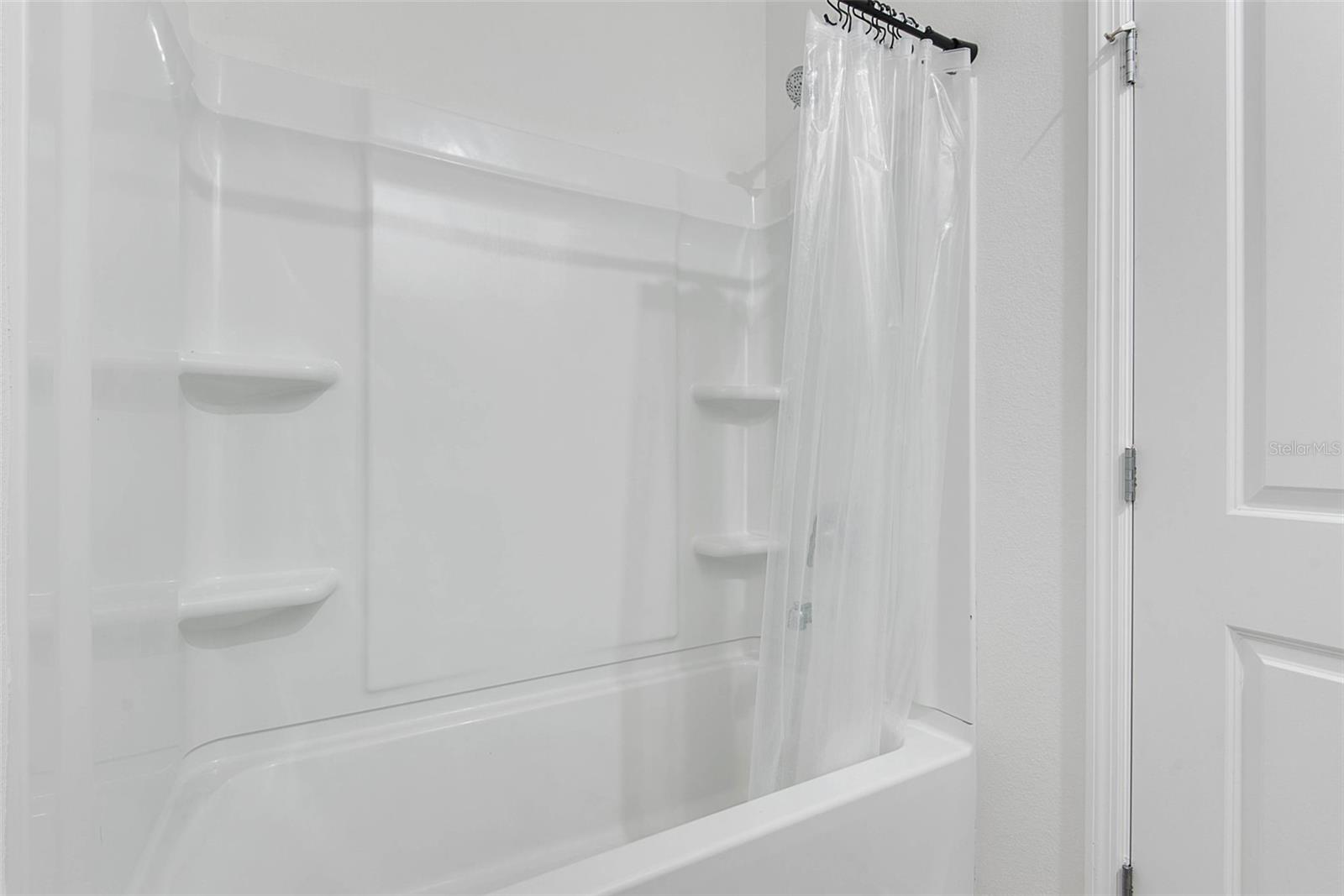 Image 24 of 53 For 43 Willow Street