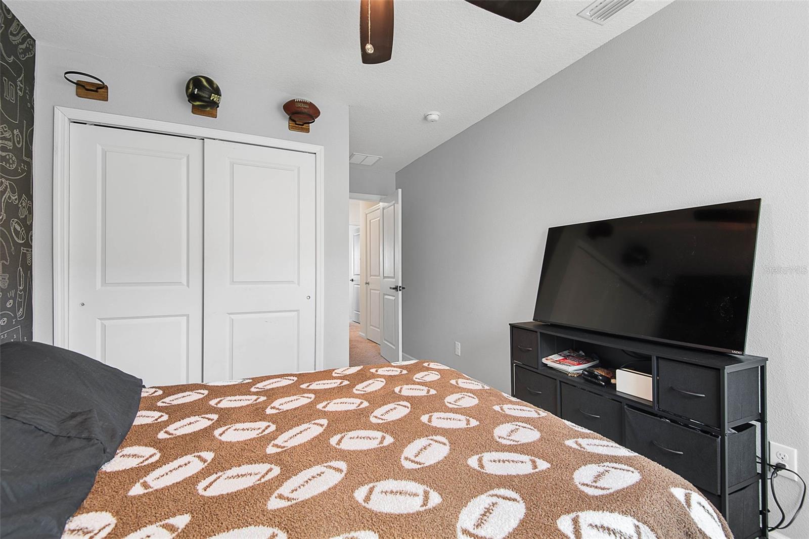 Image 30 of 53 For 43 Willow Street