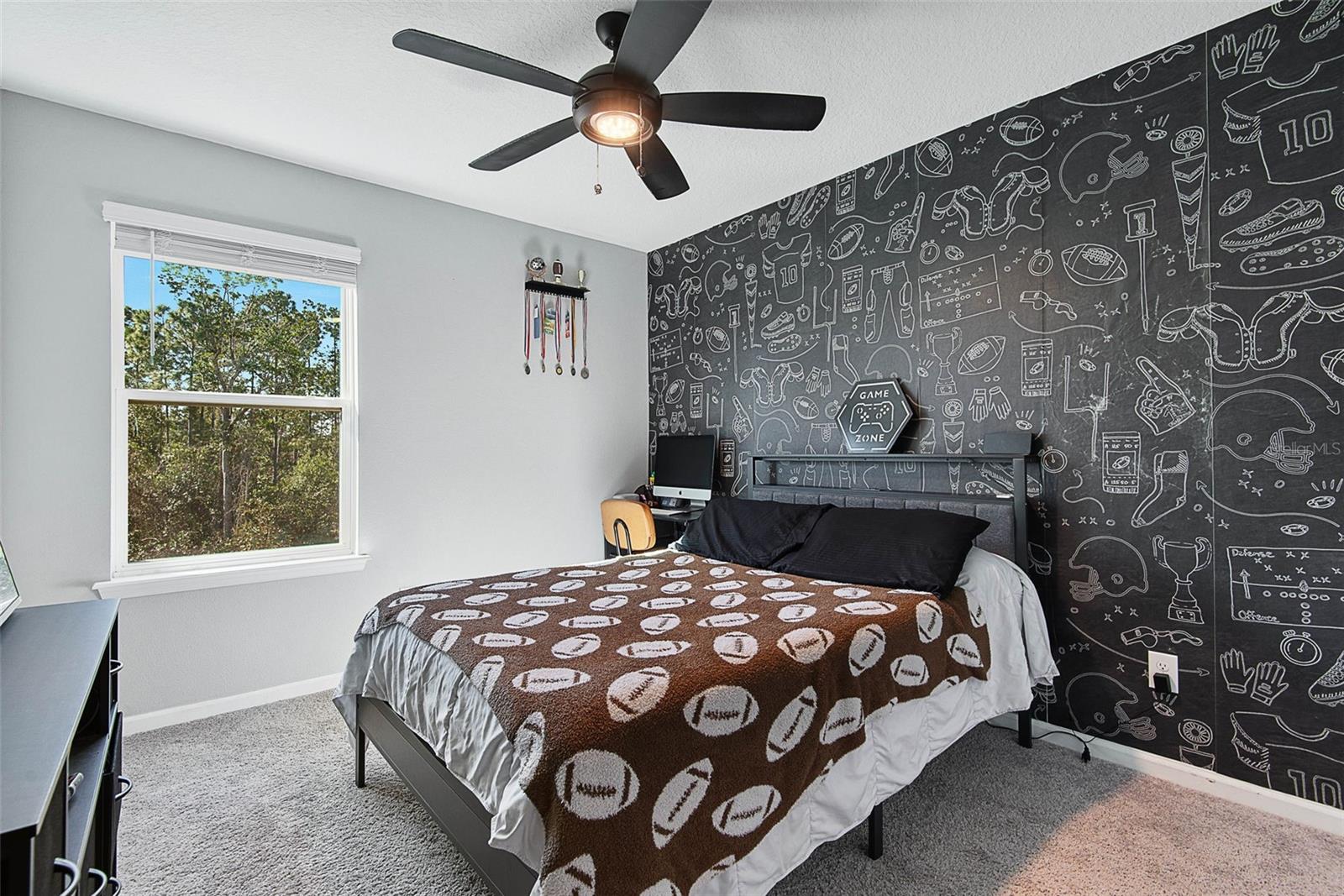 Image 31 of 53 For 43 Willow Street