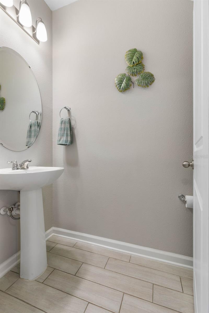 Image 10 of 33 For 363 Brandon Lakes Drive