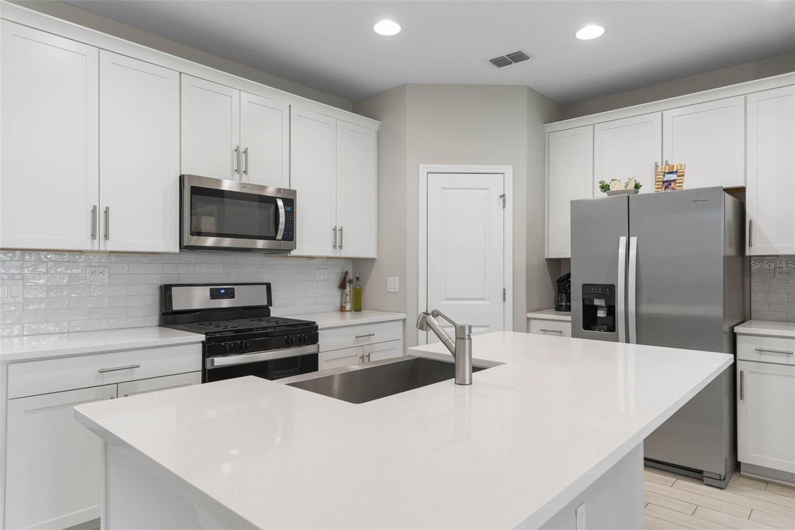 Image 4 of 33 For 363 Brandon Lakes Drive