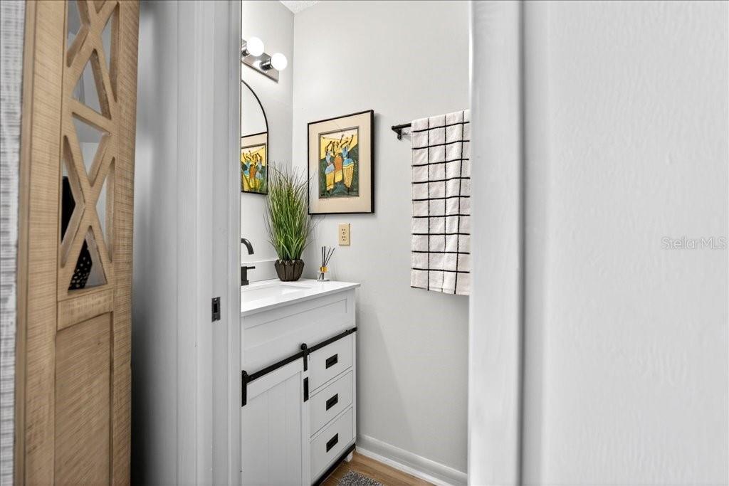 Image 25 of 29 For 16 Lake Forest Court N