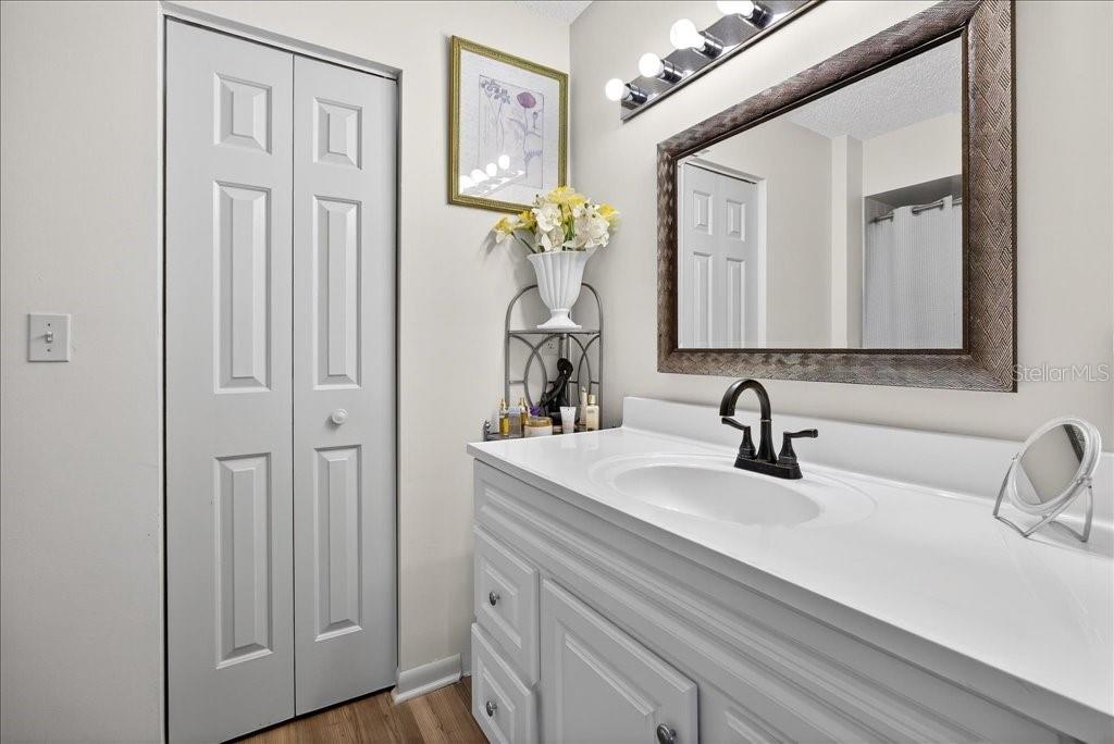 Image 26 of 29 For 16 Lake Forest Court N