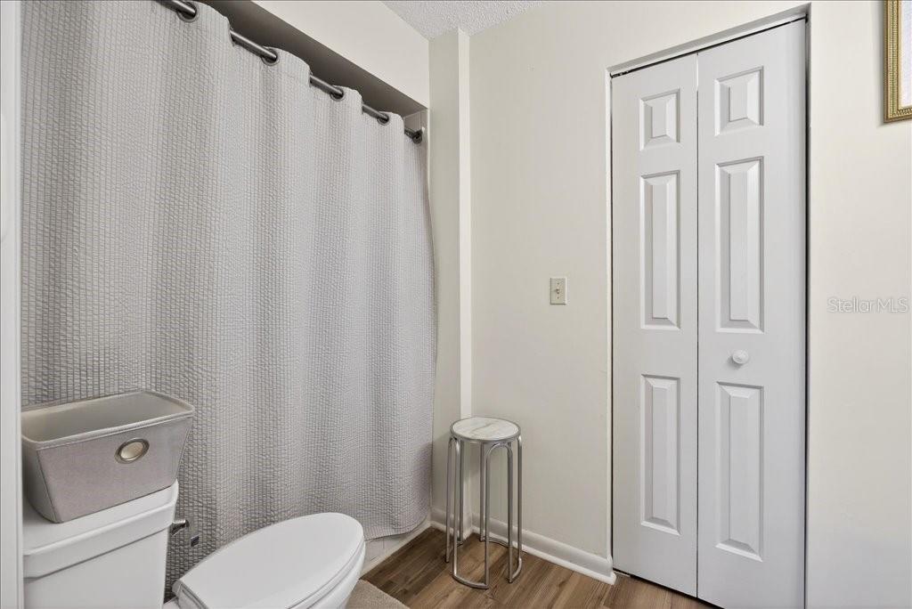 Image 27 of 29 For 16 Lake Forest Court N