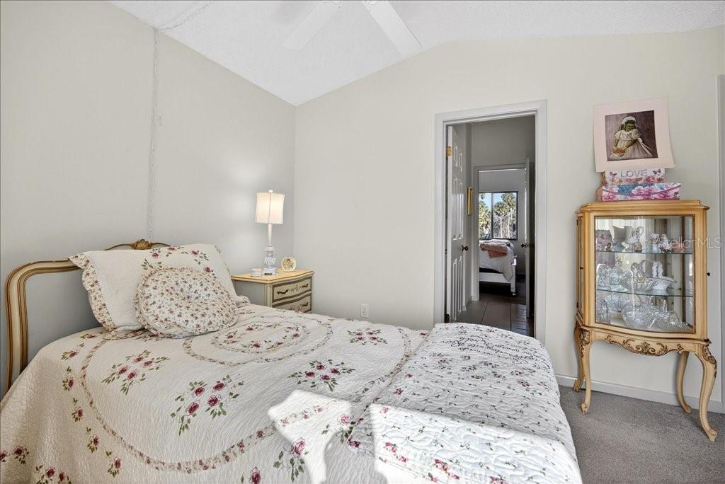 Image 28 of 29 For 16 Lake Forest Court N