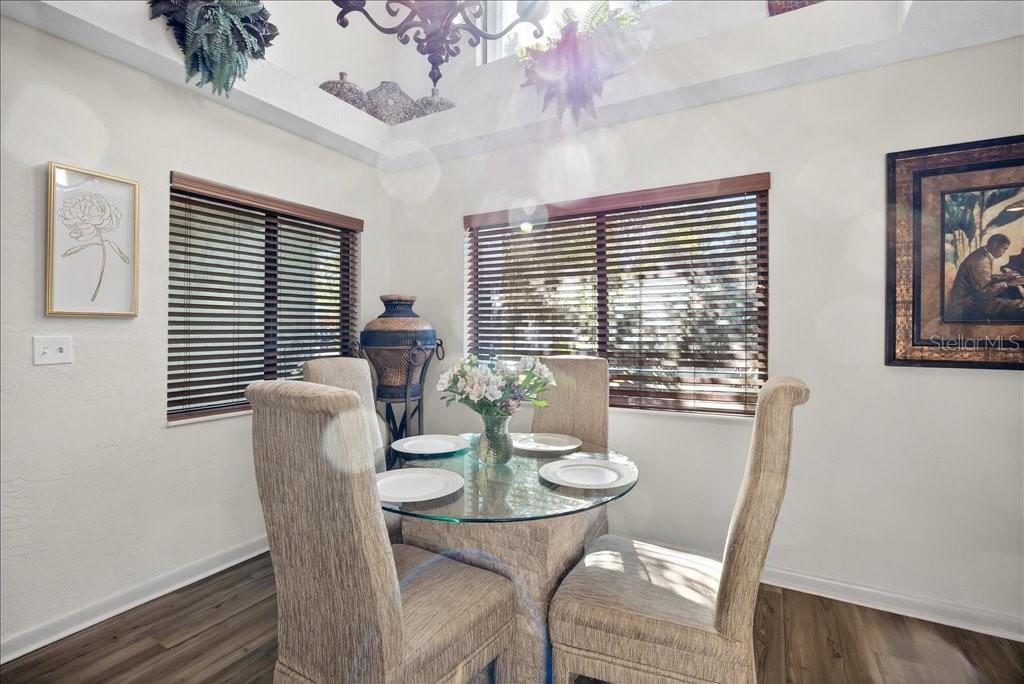 Image 9 of 29 For 16 Lake Forest Court N