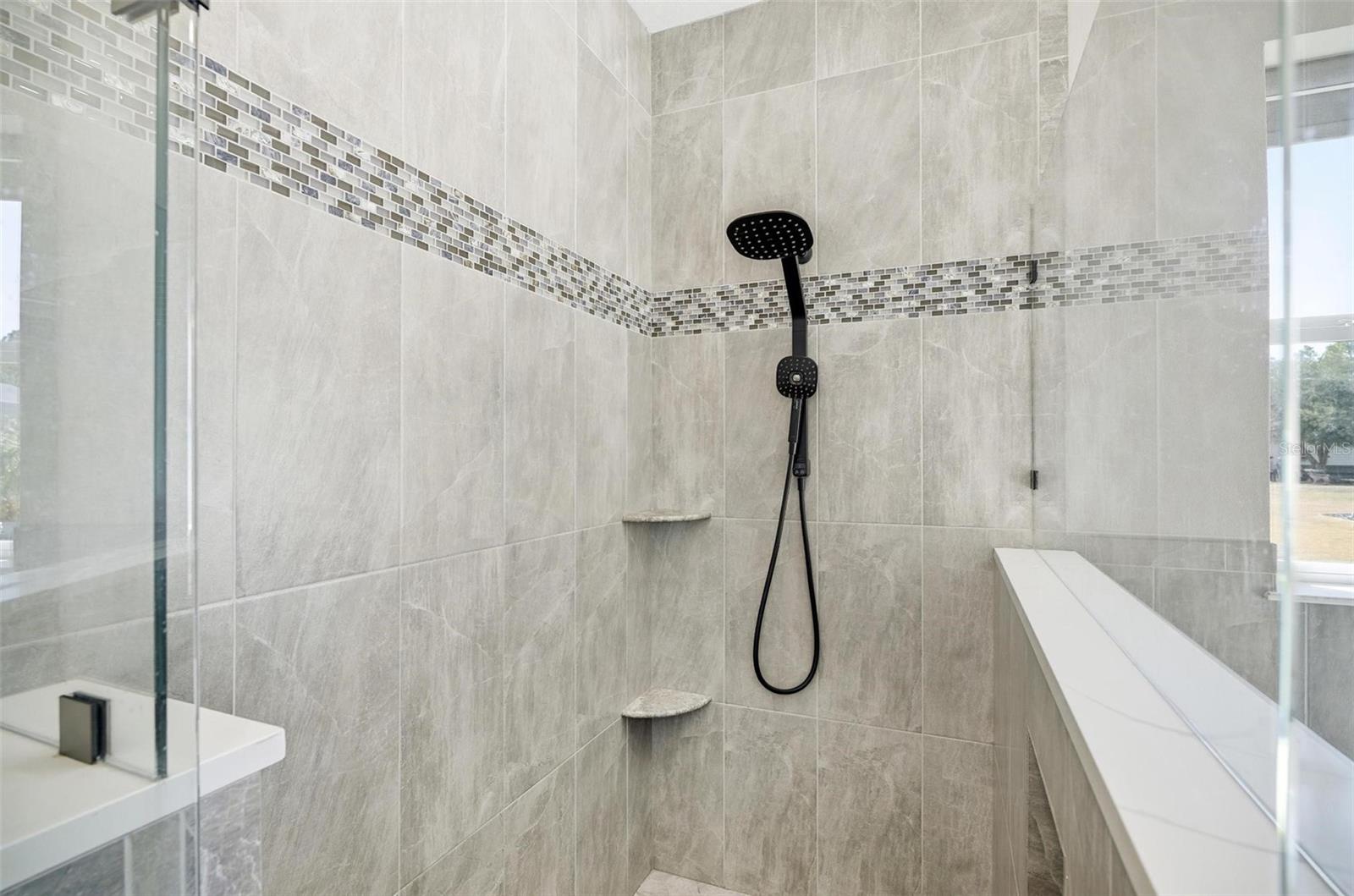 Image 14 of 99 For 4289 Old Kings Road N