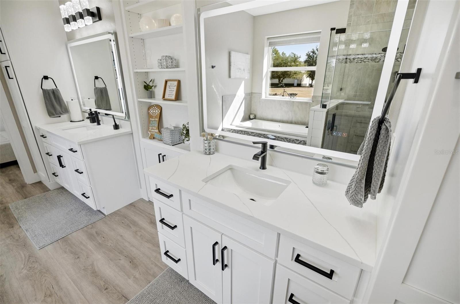 Image 21 of 99 For 4289 Old Kings Road N