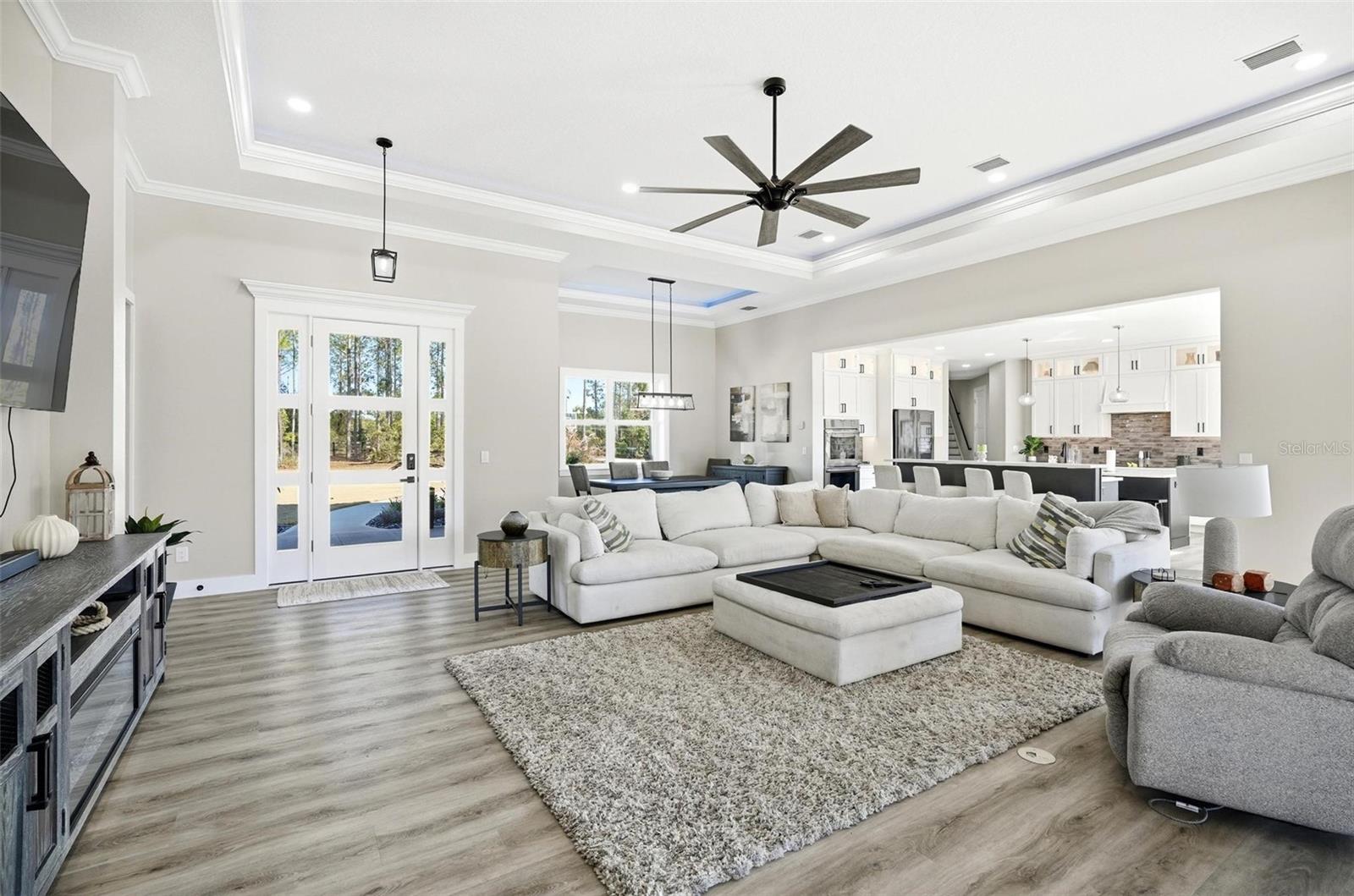 Image 33 of 99 For 4289 Old Kings Road N