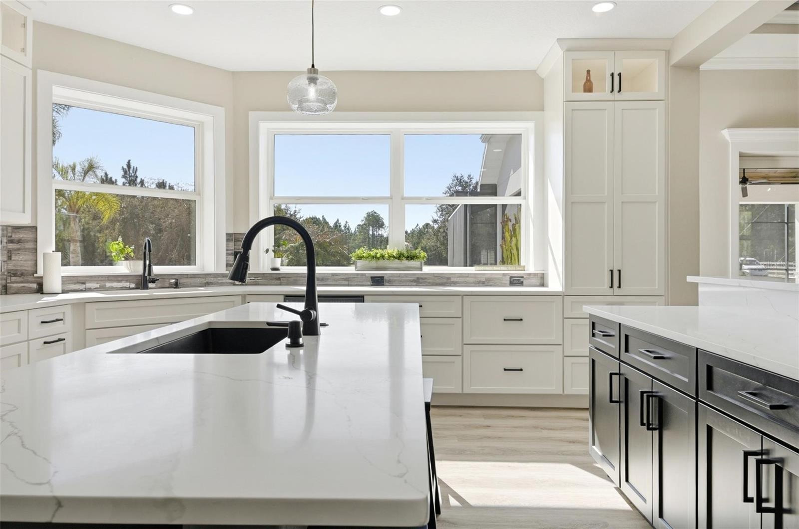 Image 47 of 99 For 4289 Old Kings Road N