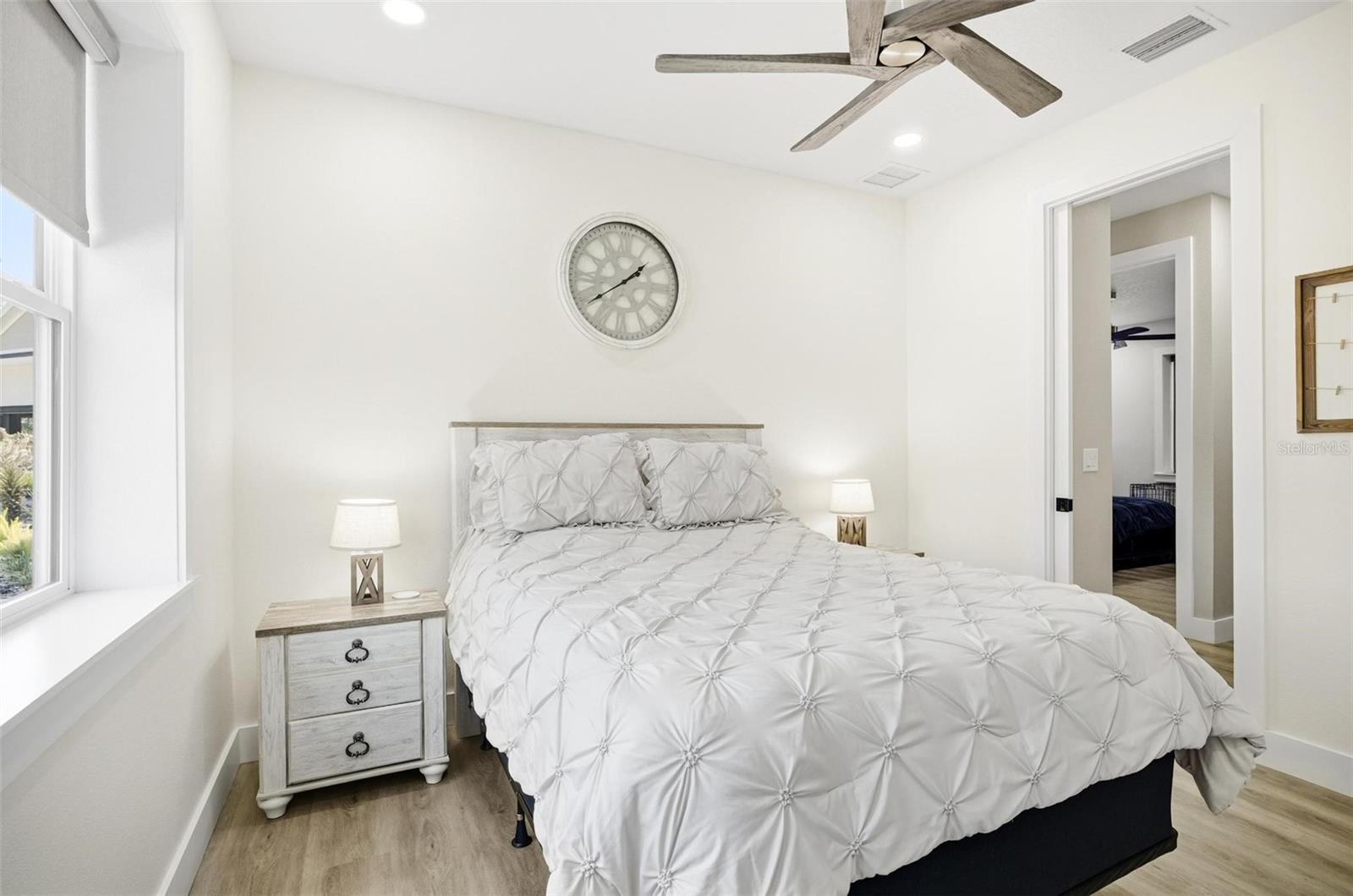 Image 48 of 99 For 4289 Old Kings Road N