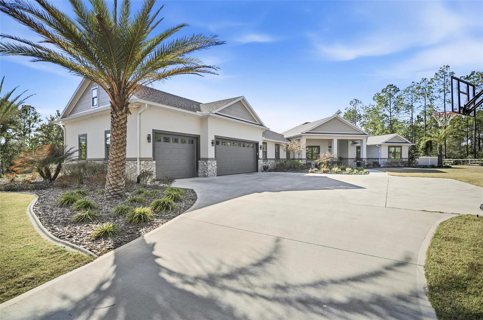 Image 74 of 99 For 4289 Old Kings Road N