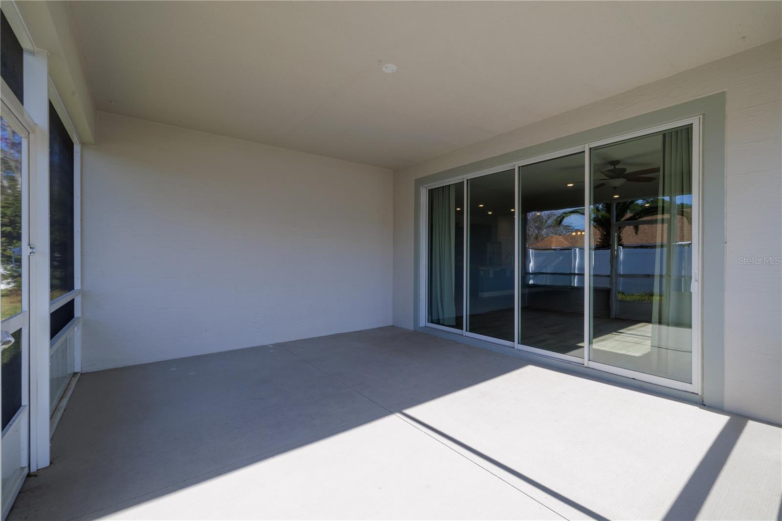 Image 29 of 33 For 6 Edison Lane