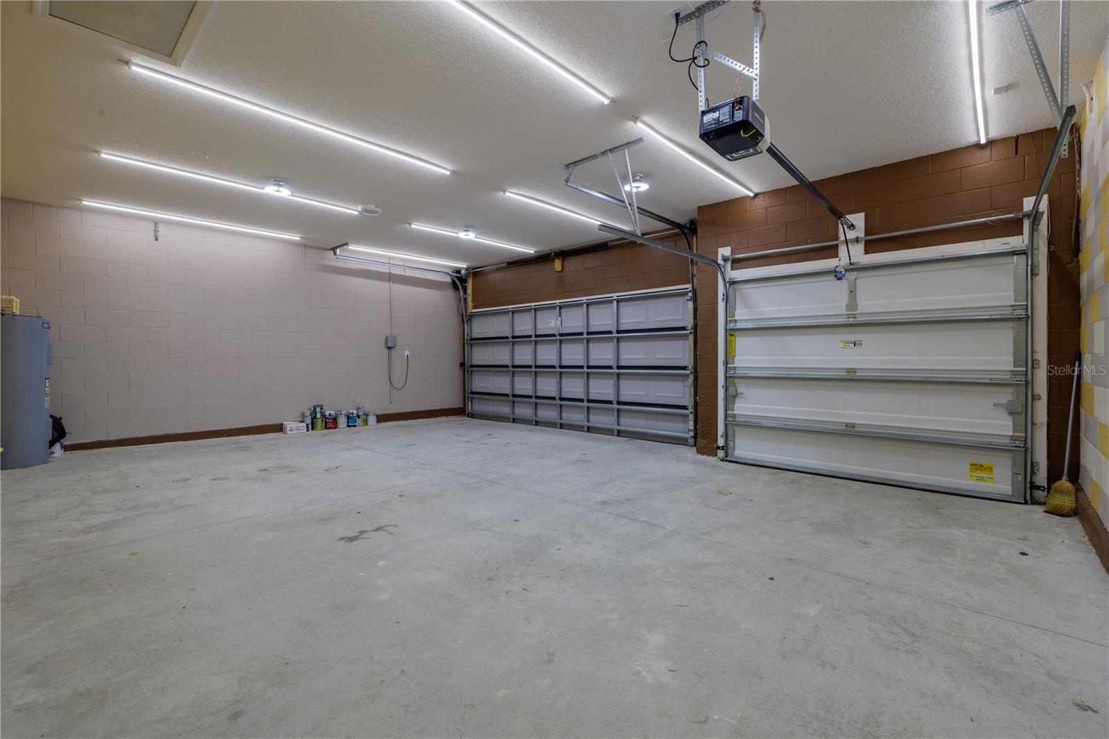 Image 31 of 33 For 6 Edison Lane