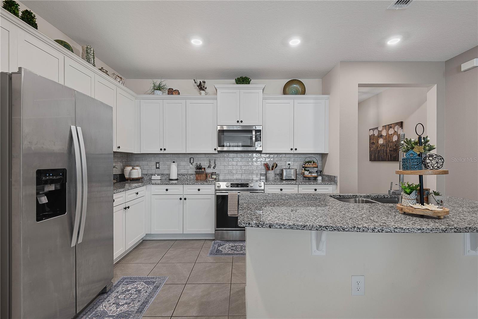 Image 17 of 41 For 68 Redbud Road