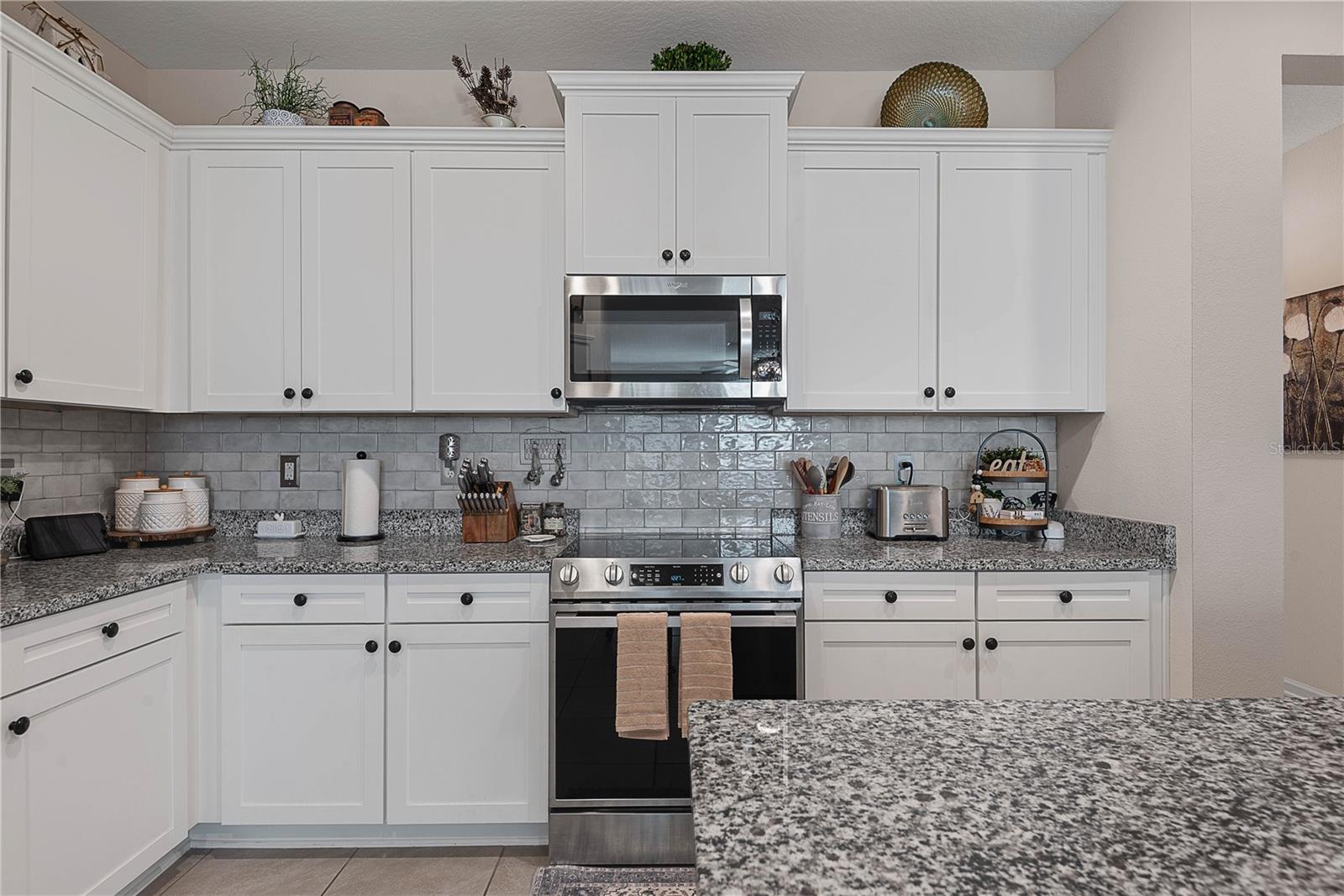 Image 18 of 41 For 68 Redbud Road