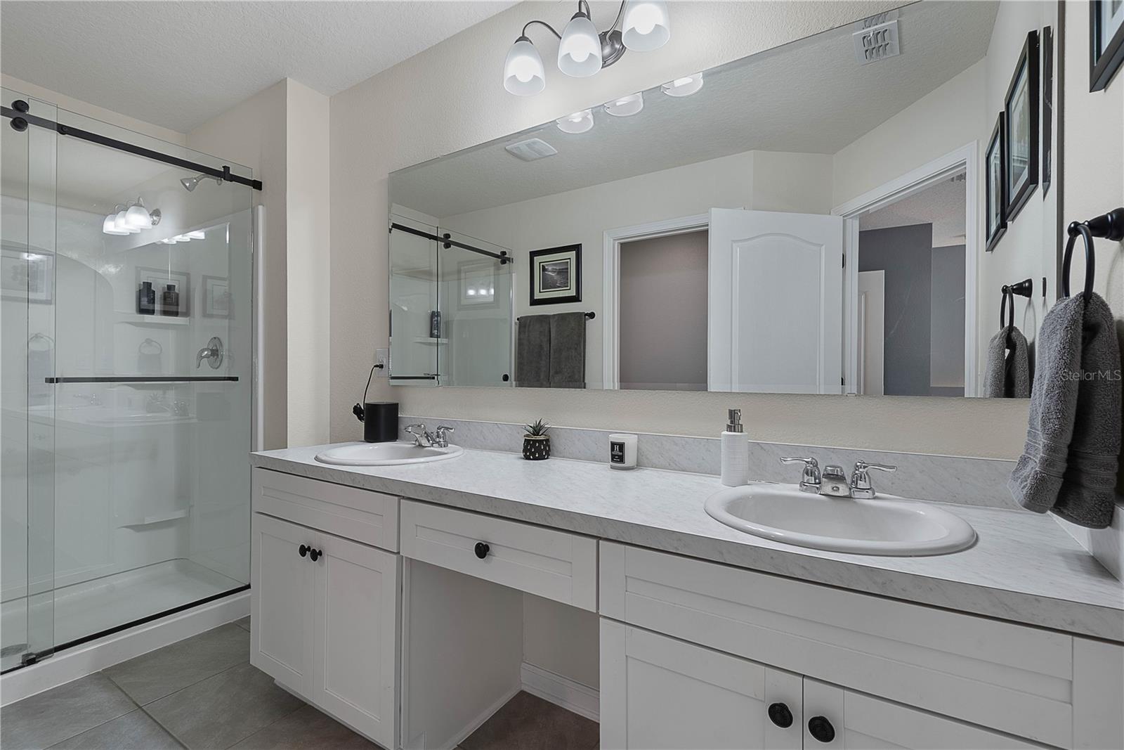 Image 26 of 41 For 68 Redbud Road