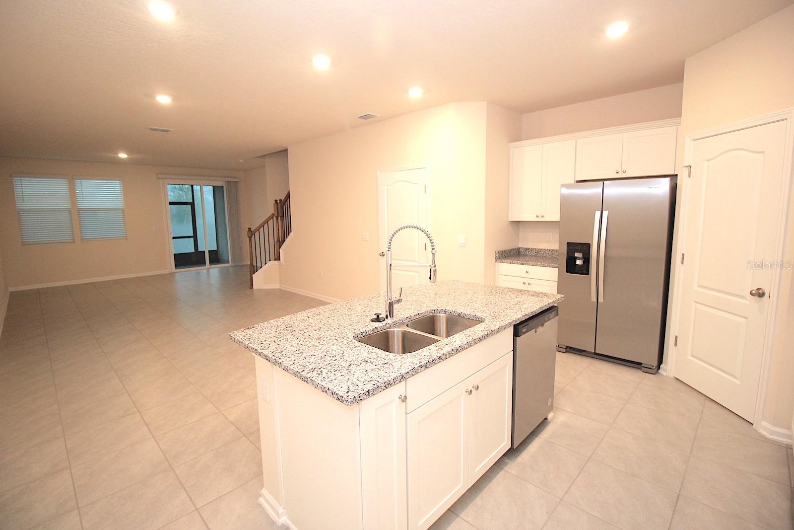 Listing photo id 10 for 121 Redbud Road