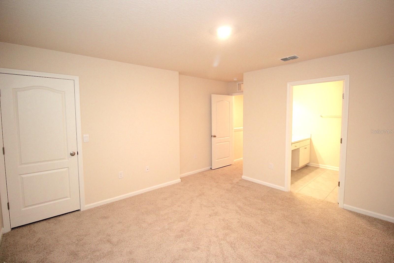 Listing photo id 27 for 121 Redbud Road