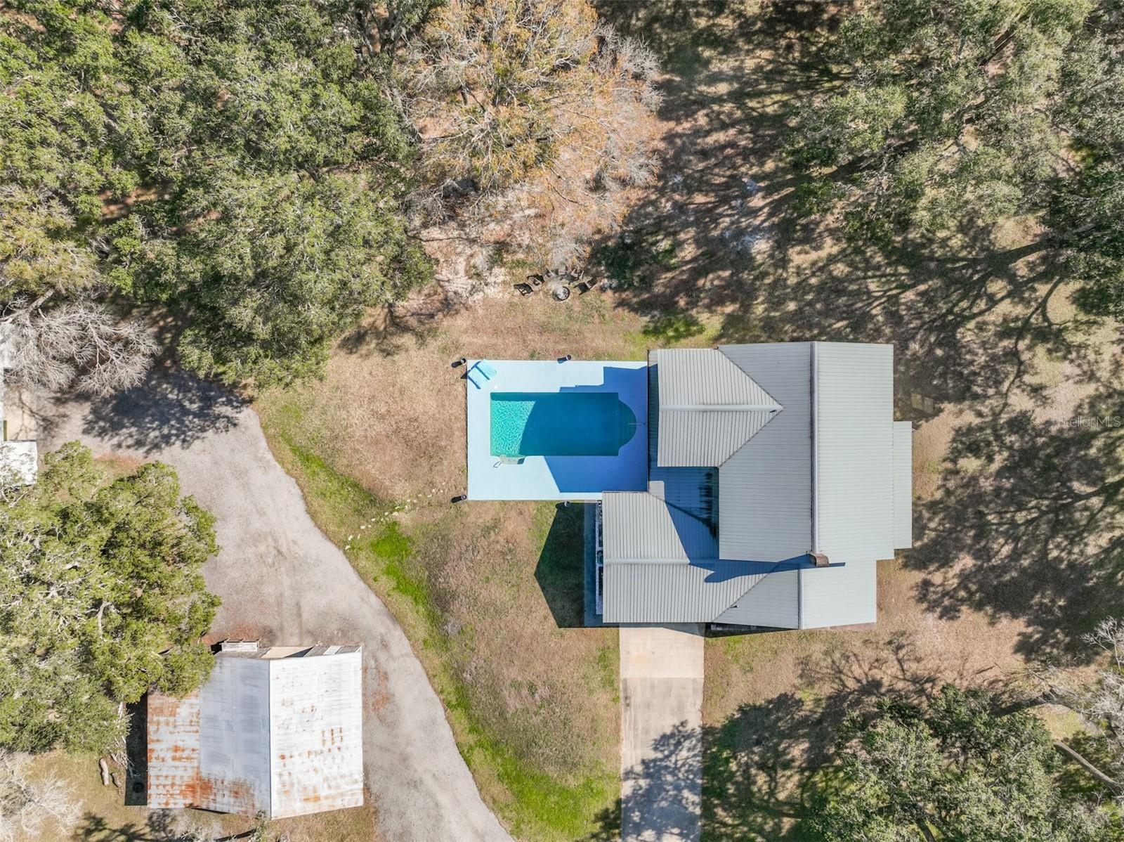 Image 2 of 48 For 998 County Road 302