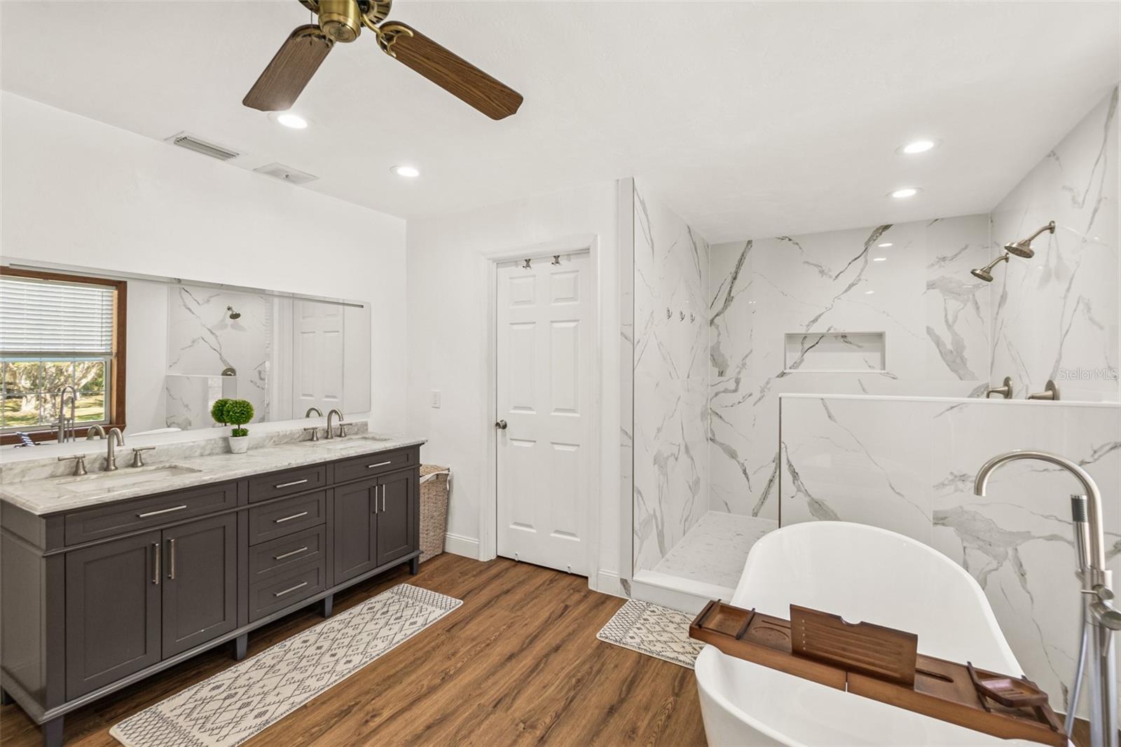 Image 26 of 48 For 998 County Road 302