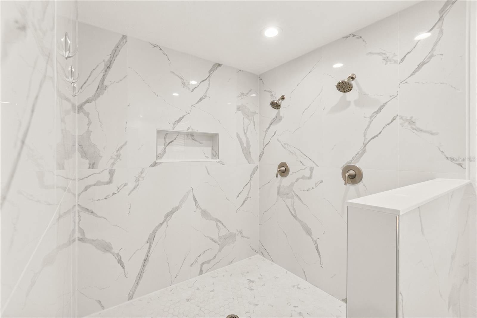 Image 27 of 48 For 998 County Road 302