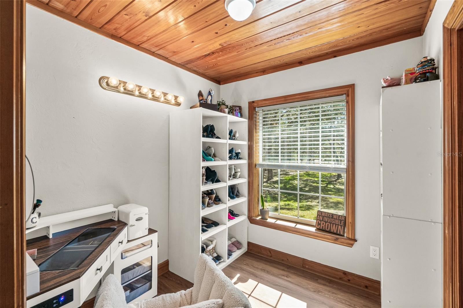 Image 28 of 48 For 998 County Road 302