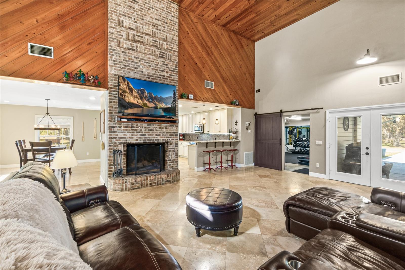 Image 5 of 48 For 998 County Road 302