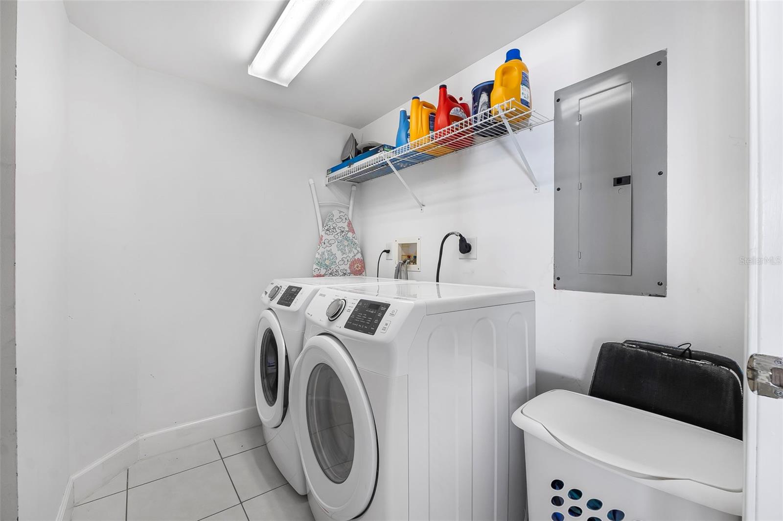 Image 28 of 52 For 4631 Atlantic Avenue 8706