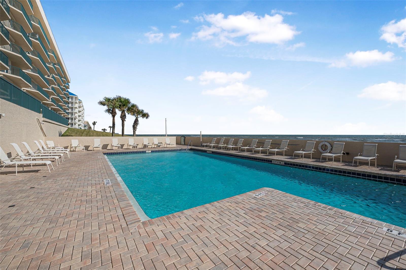 Image 30 of 52 For 4631 Atlantic Avenue 8706