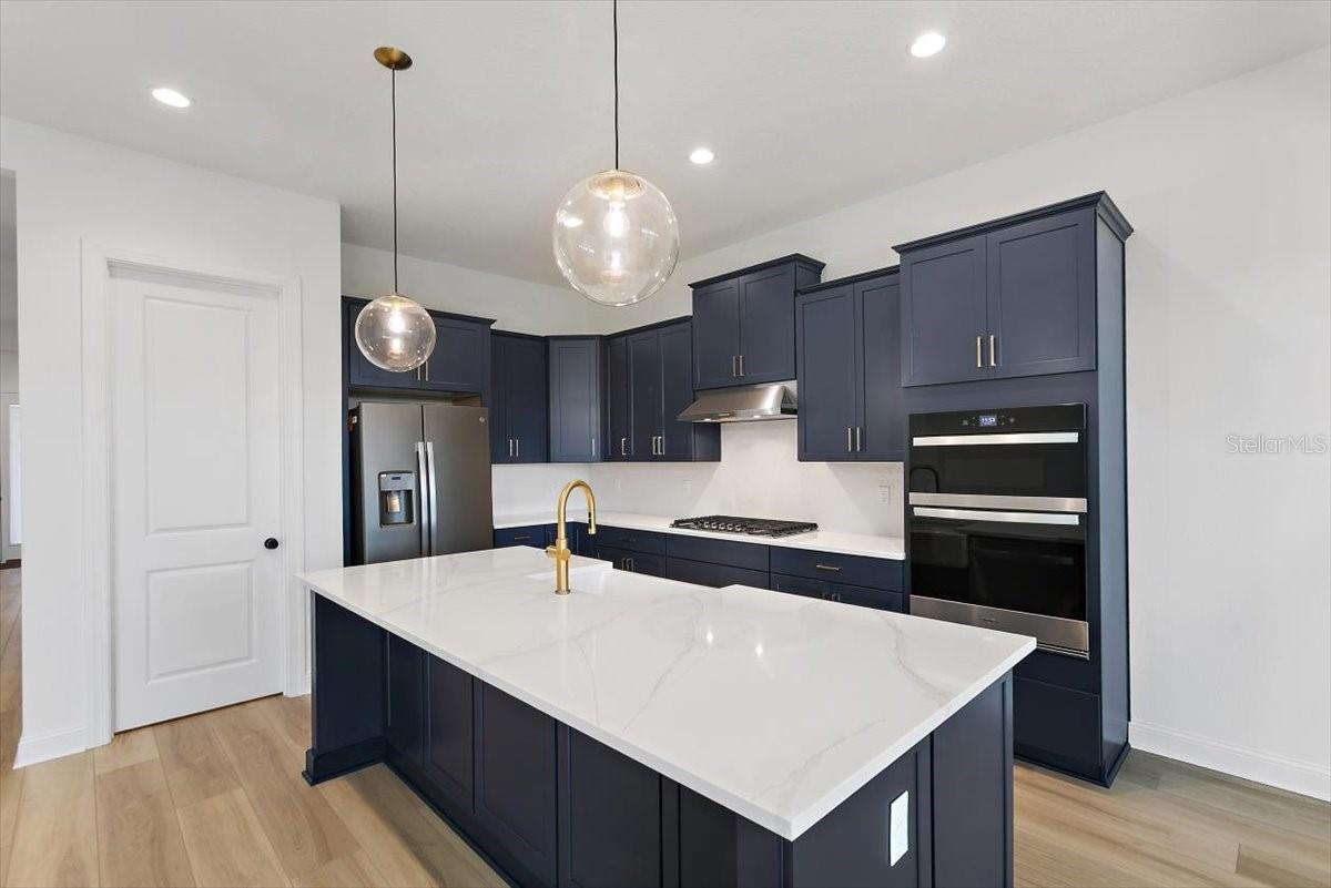 Image 11 of 30 For 21 Mahogany Way