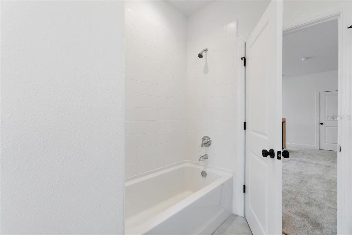 Image 26 of 30 For 21 Mahogany Way