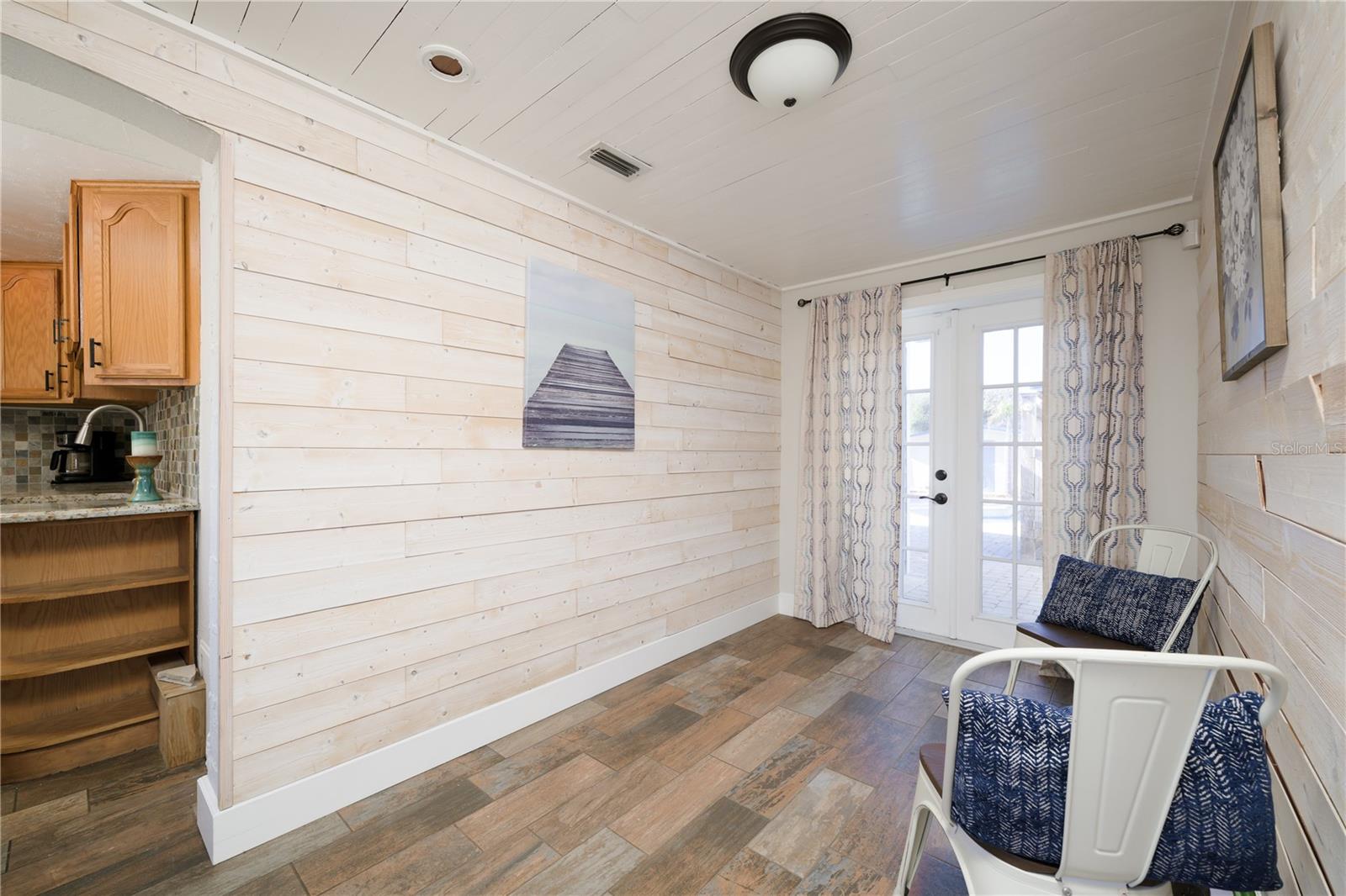 Image 14 of 47 For 1224 Central Avenue