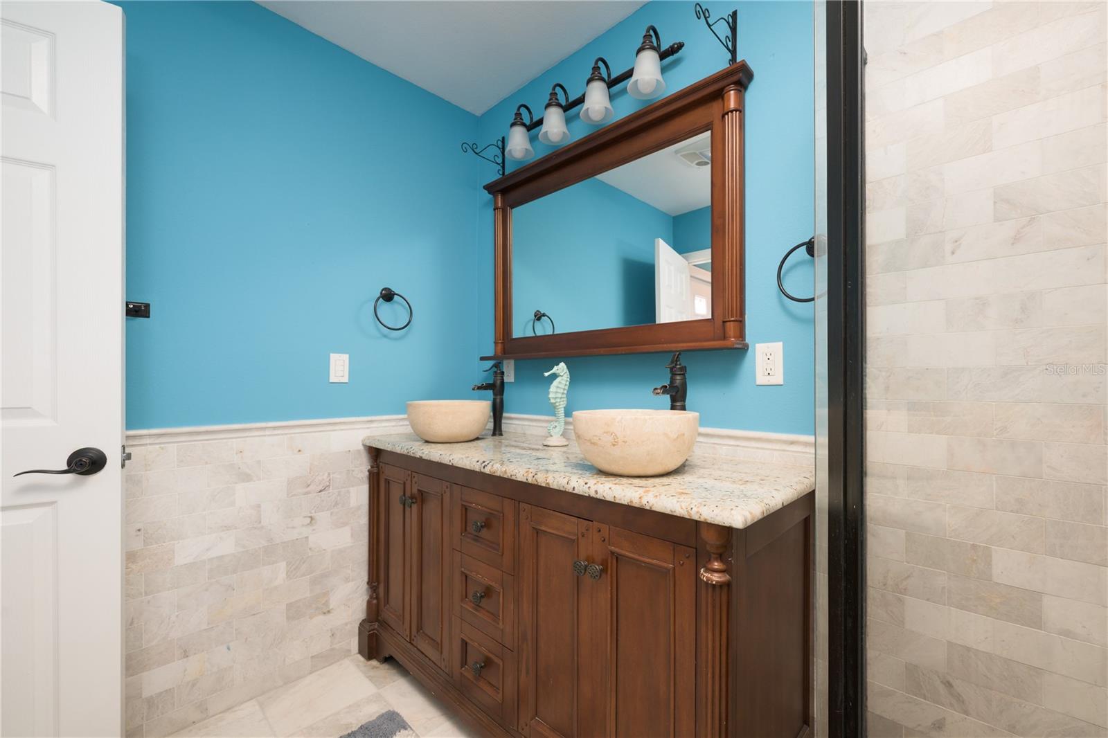 Image 19 of 47 For 1224 Central Avenue