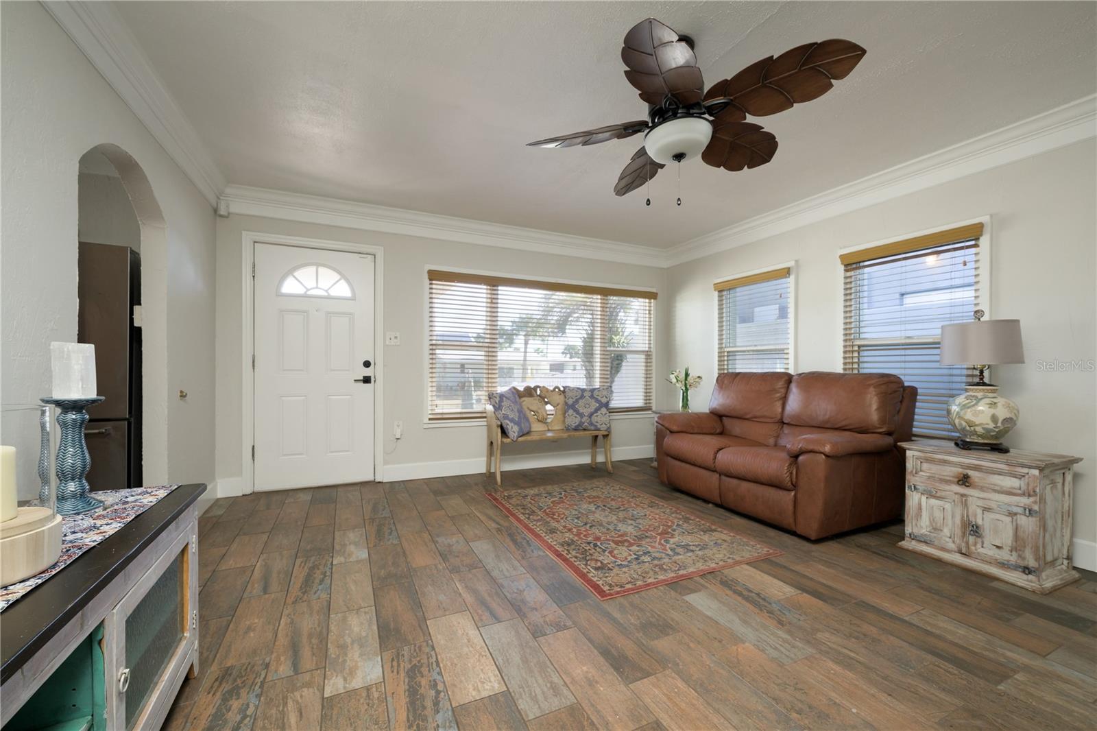 Image 5 of 47 For 1224 Central Avenue