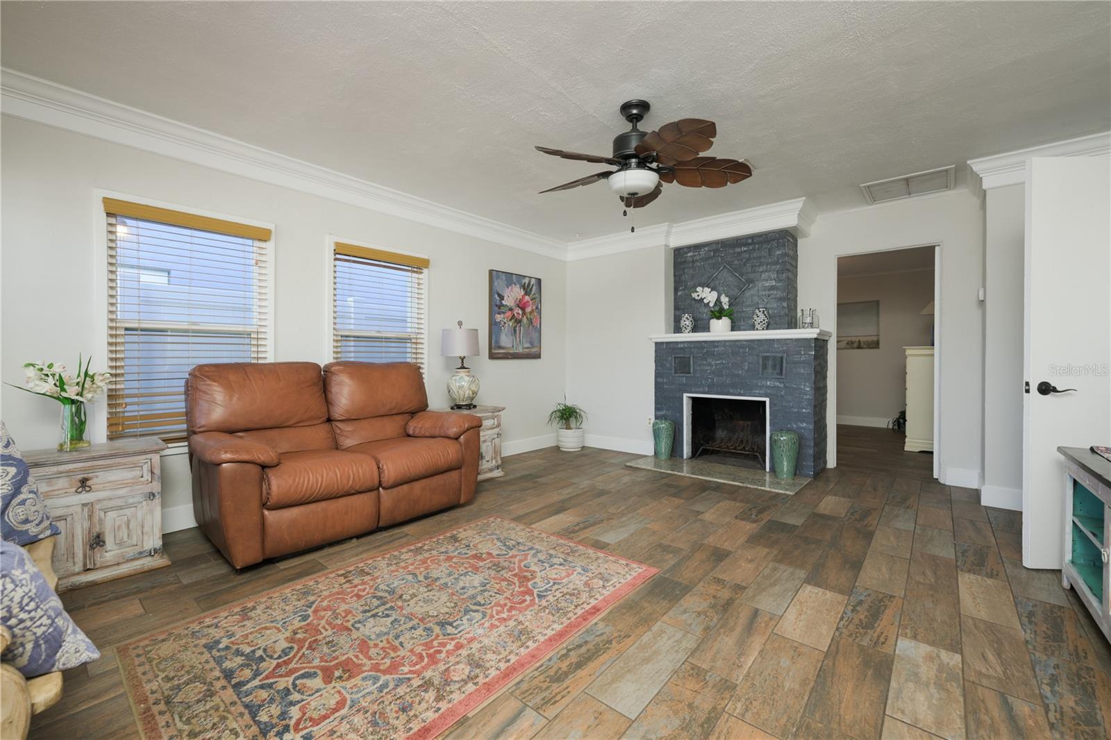 Image 6 of 47 For 1224 Central Avenue