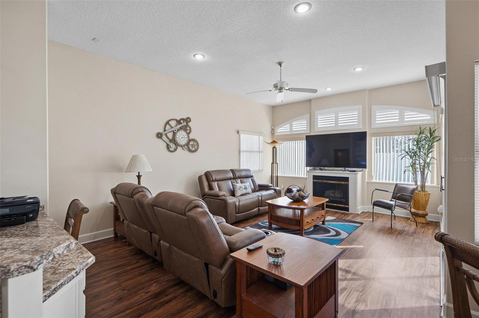 Image 26 of 79 For 108 Barrington Drive