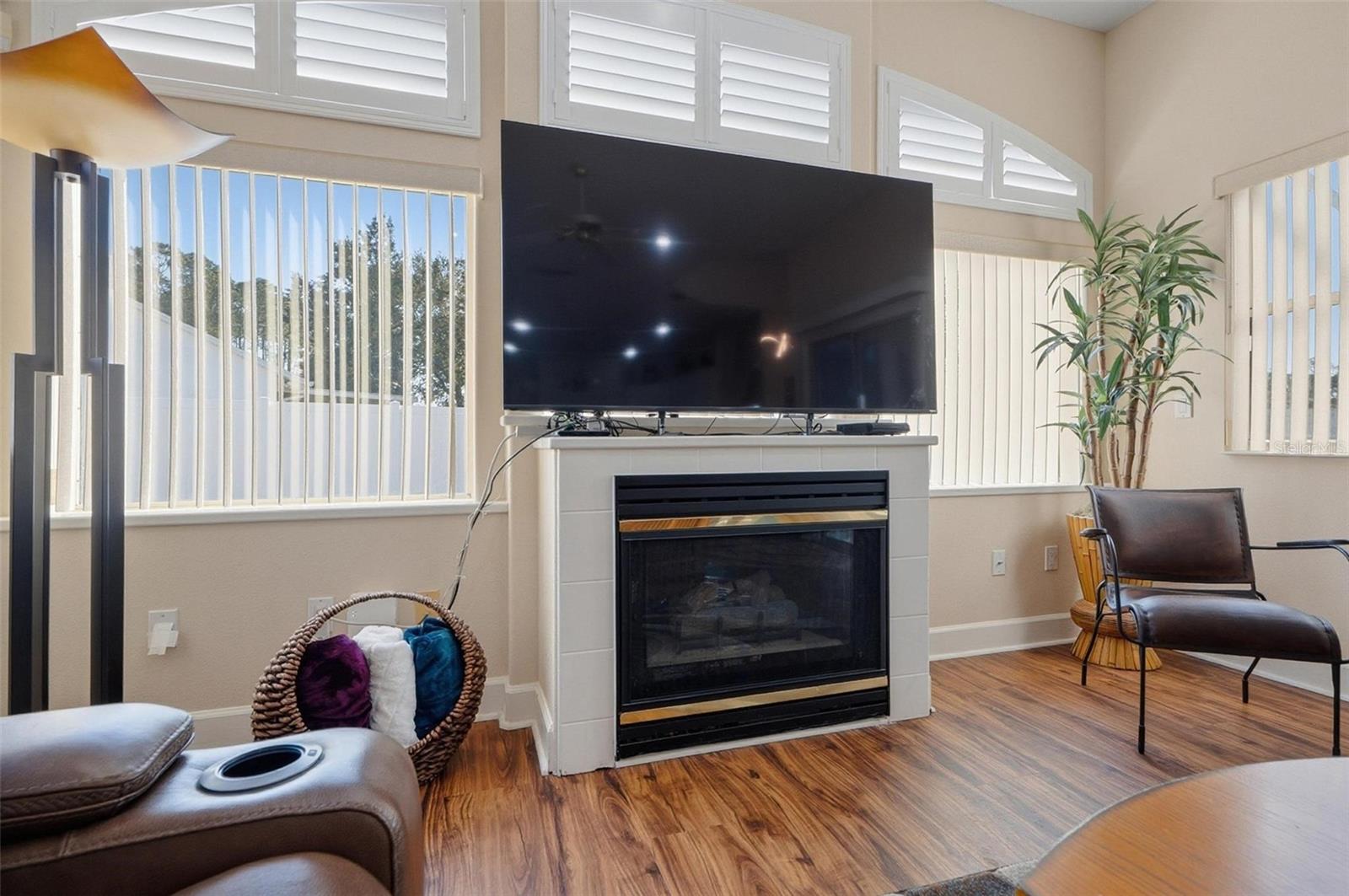 Image 30 of 79 For 108 Barrington Drive