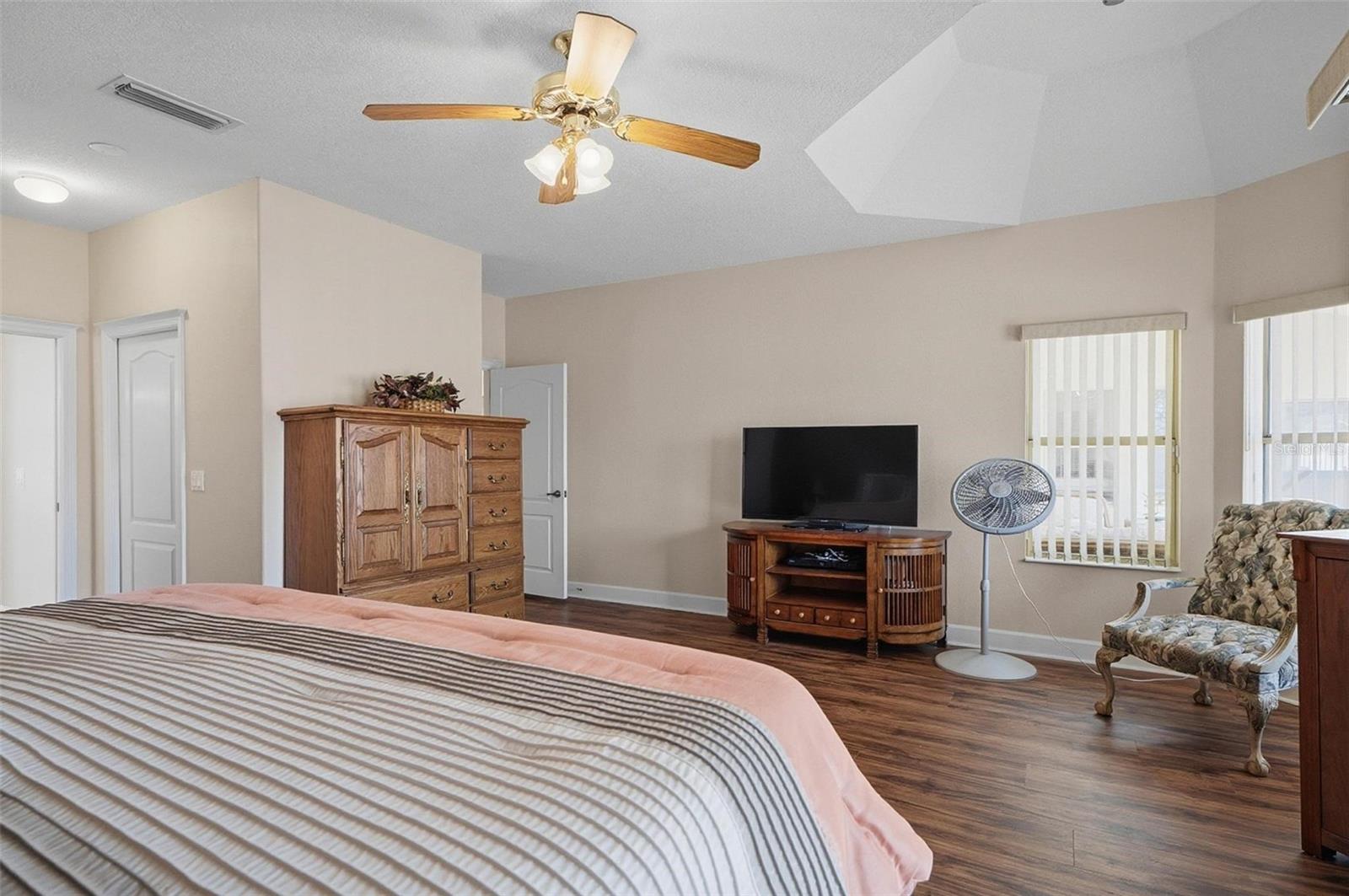 Image 36 of 79 For 108 Barrington Drive