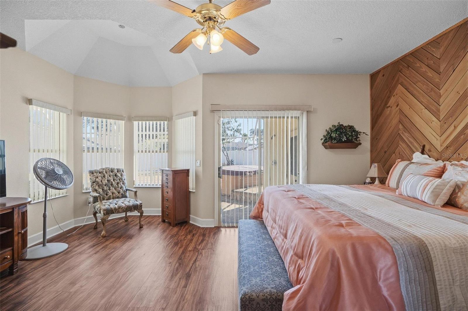 Image 38 of 79 For 108 Barrington Drive