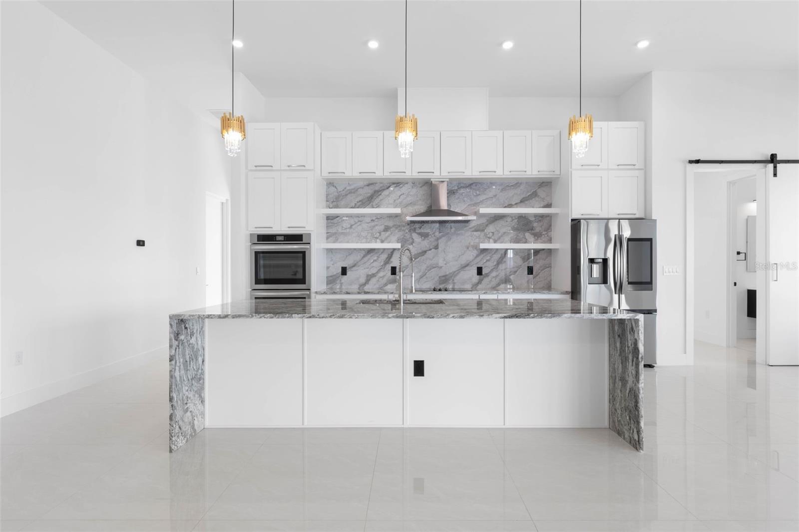 Image 9 of 44 For 34 Fallen Oak Lane