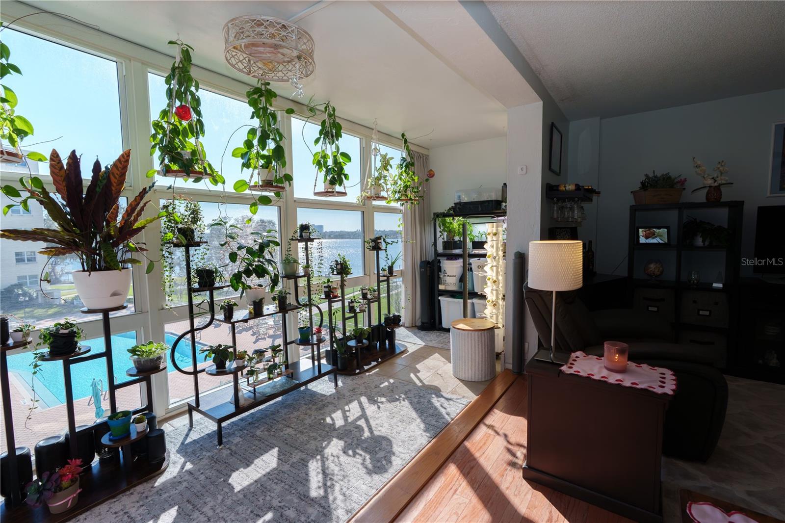 Image 4 of 20 For 1224 Peninsula Drive 317