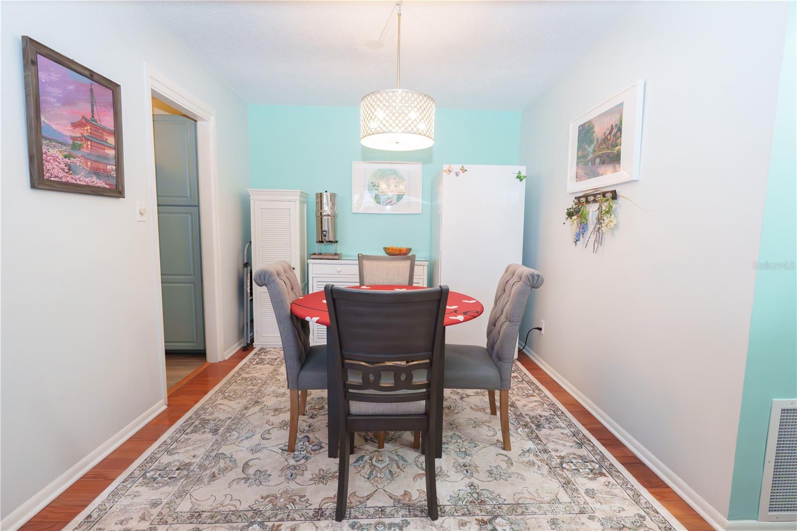 Image 6 of 20 For 1224 Peninsula Drive 317