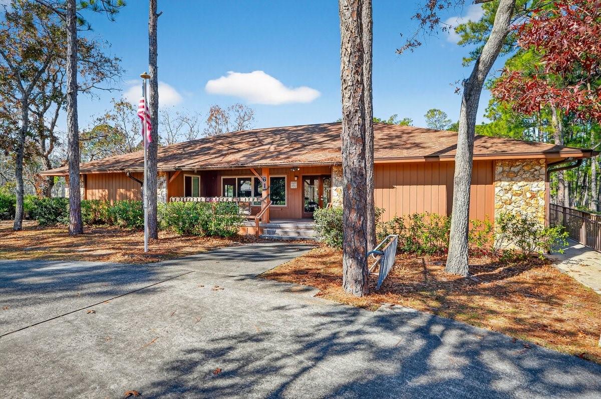 Image 36 of 58 For 33 Lakepoint Circle