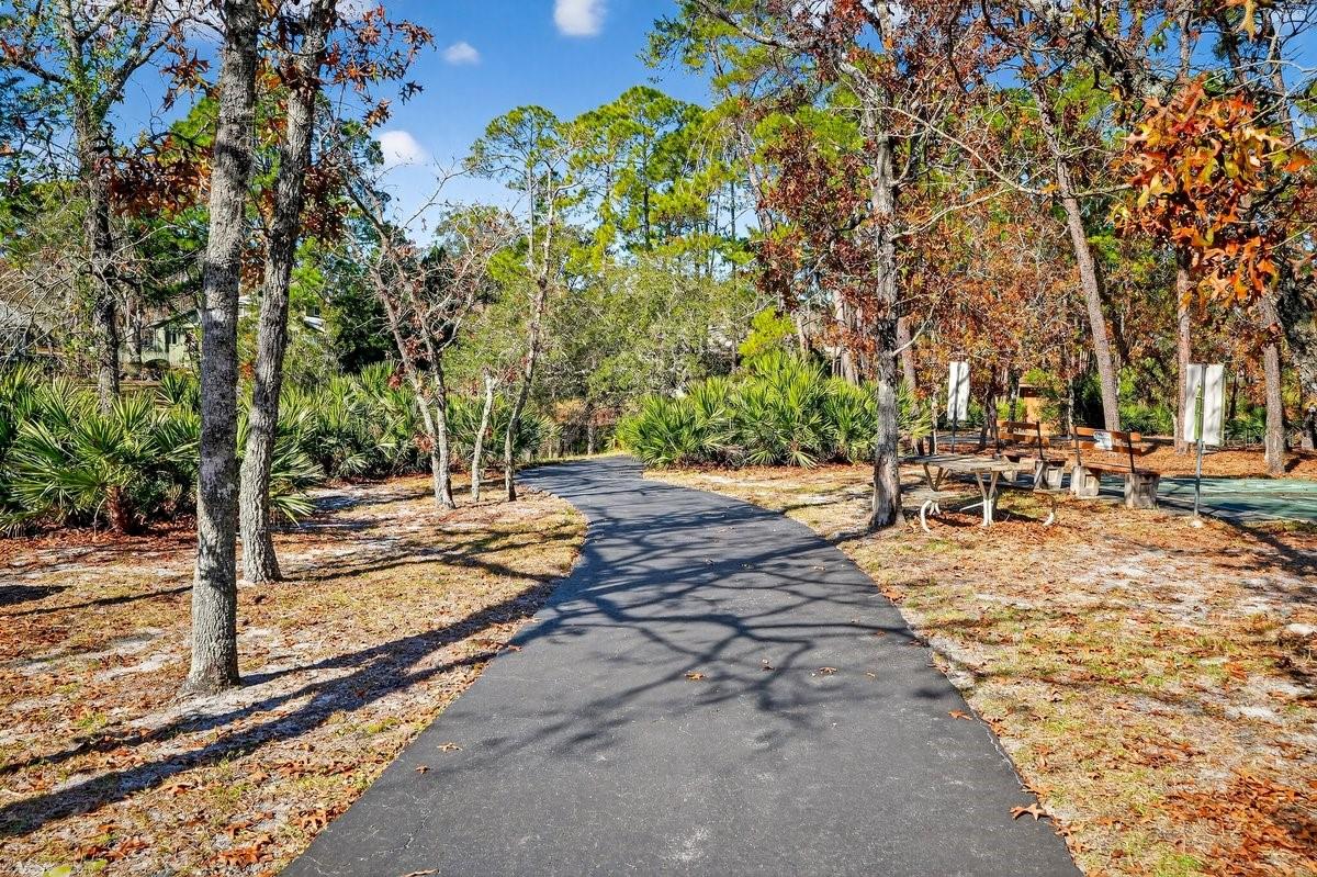 Image 49 of 58 For 33 Lakepoint Circle