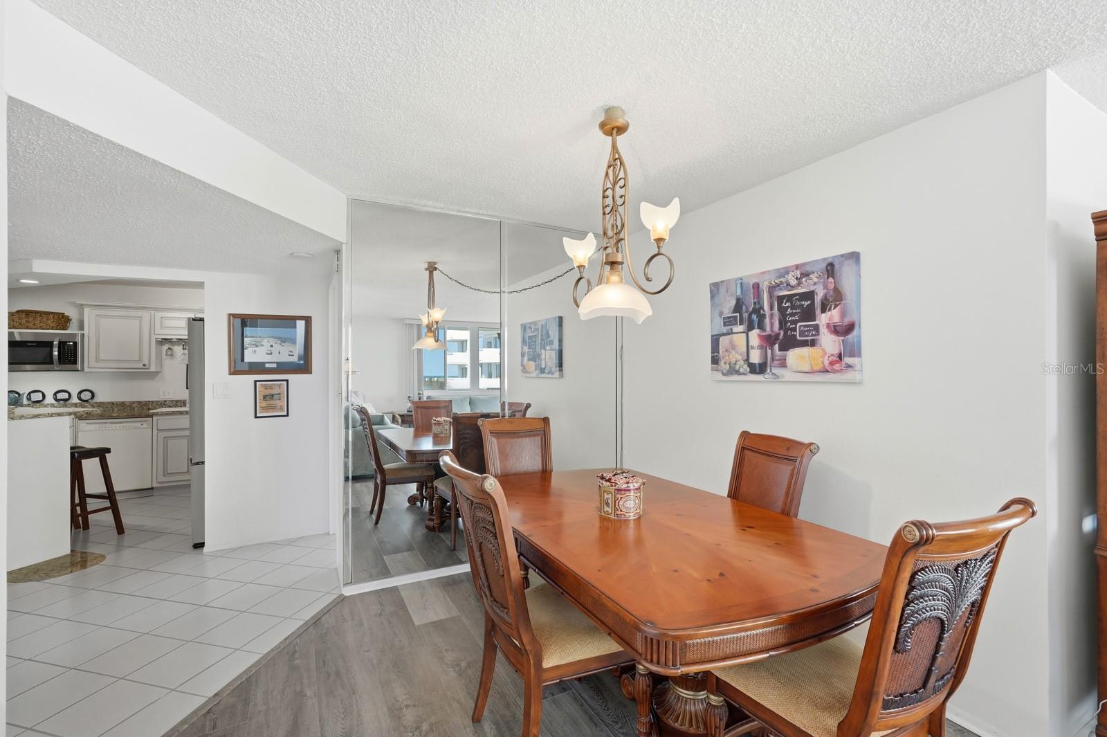 Image 12 of 47 For 925 Halifax Avenue 903