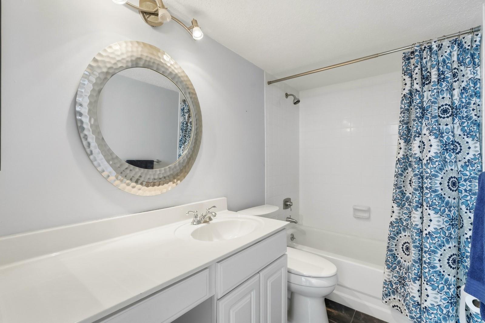 Image 19 of 47 For 925 Halifax Avenue 903